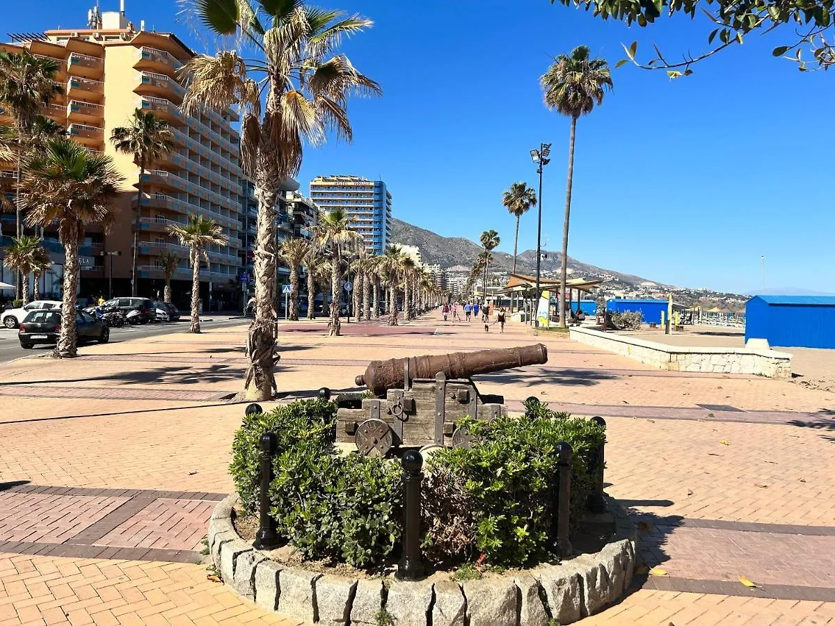 Fuengirola Castillo Malaga Paradaise 3 0*,  España